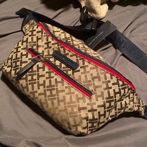 TOMMY HILFIGER FANNY PACK